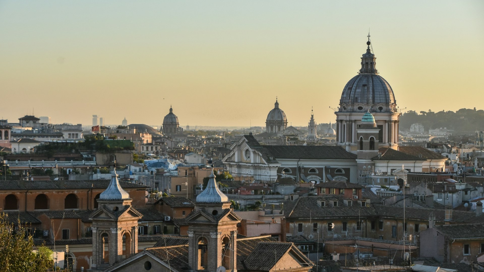 View from above of Rome - Hotel Cortina, BZAR hotels in Rome